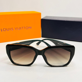 Sunglasses - Louis Vuitton 7521