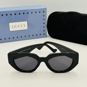 GUCCI მზის სათვალე 2109