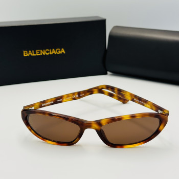 BALENCIAGA მზის სათვალე 2082