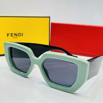Sunglasses - Fendi 9900