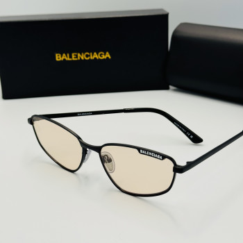 BALENCIAGA მზის სათვალე 2080