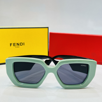 Sunglasses - Fendi 9900