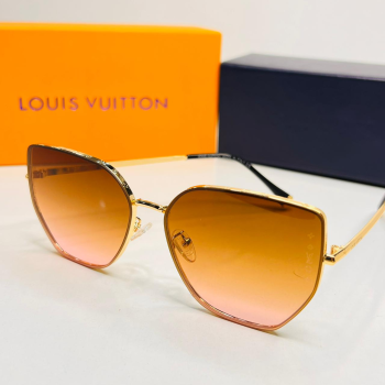 Sunglasses - Louis Vuitton 7513