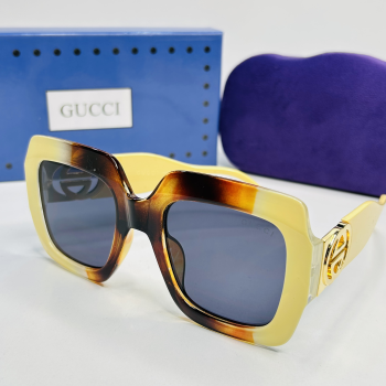 Sunglasses - Gucci 9037
