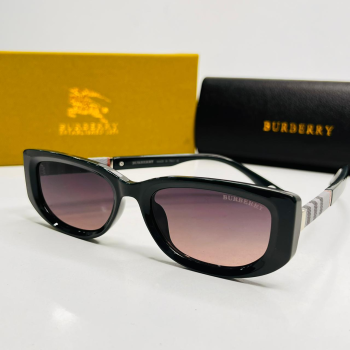 Sunglasses - Burberry 7549