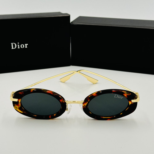 DIOR მზის სათვალე 2122