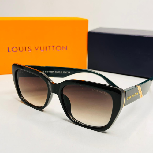 Sunglasses - Louis Vuitton 7521