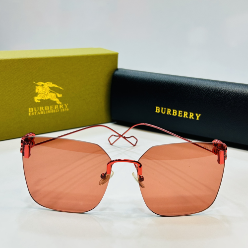 Sunglasses - Burberry 9989