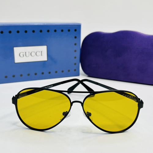 Sunglasses - Gucci 9062