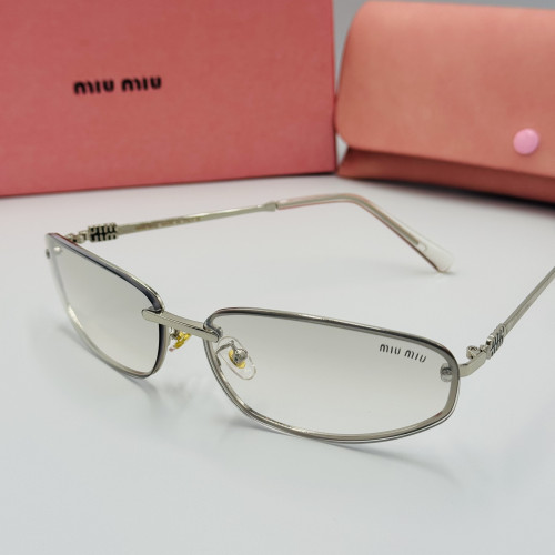 MIU MIU მზის სათვალე 2112