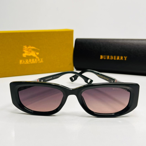 Sunglasses - Burberry 7549