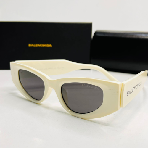 Sunglasses - Balenciaga 7536