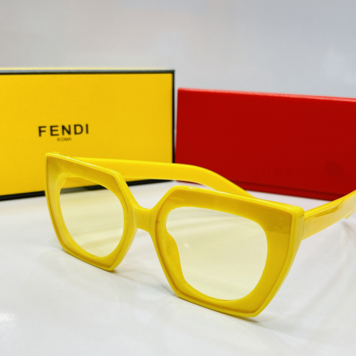 Sunglasses - Fendi 9908