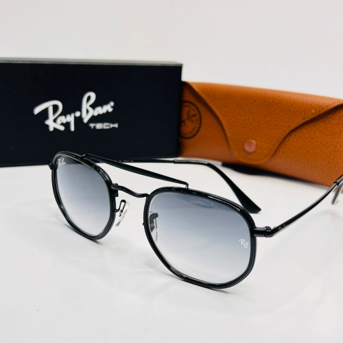 Sunglasses - Ray-Ban 7421