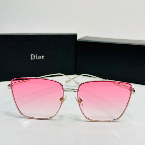 Sunglasses - Dior 8822