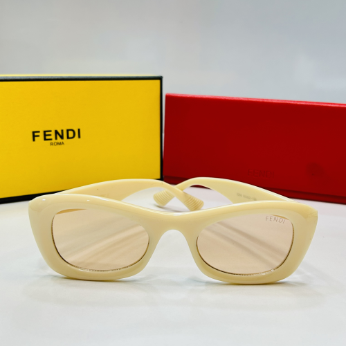 Sunglasses - Fendi 9899