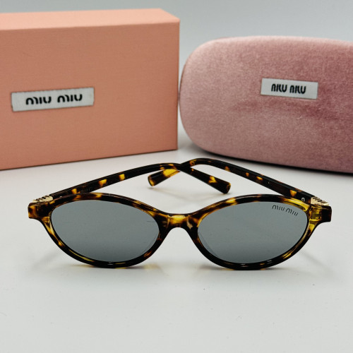 MIU MIU მზის სათვალე 2151