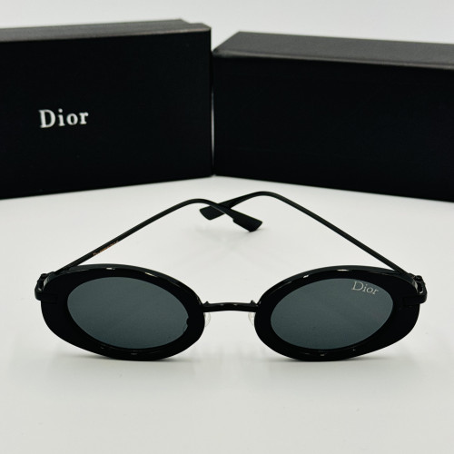 DIOR მზის სათვალე 2123