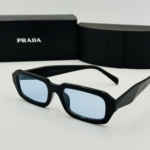 PRADA მზის სათვალე 2135