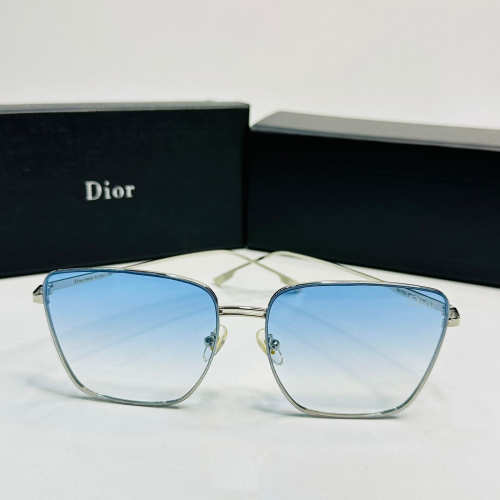 Sunglasses - Dior 8817